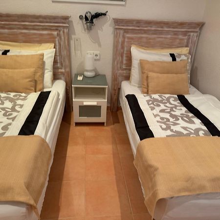 Bed and Breakfast Casa Lanjaron Сан-Міґель-де-Салінас Екстер'єр фото